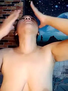 Webcam Model (Urchanel) is live