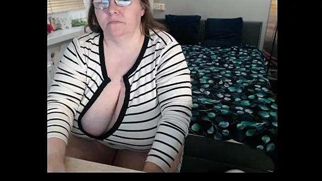 Sweetboobs webcam