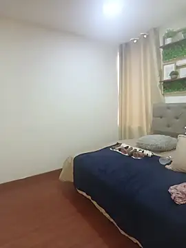 sasi_luna live sex cam