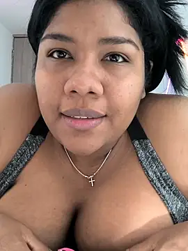 paola091 webcam