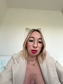 Giuliana_baby webcam