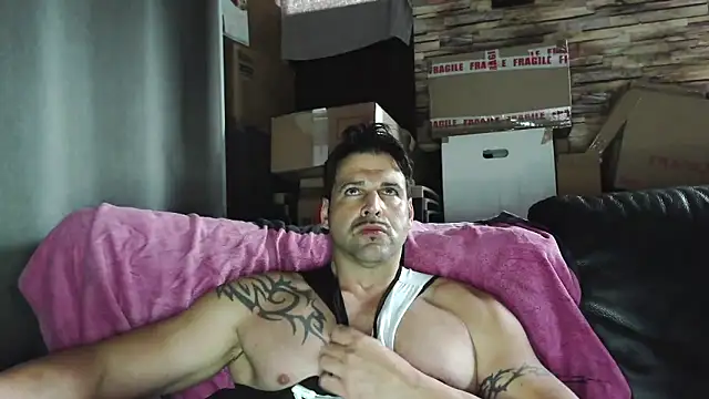 XxBigboybandxX webcam