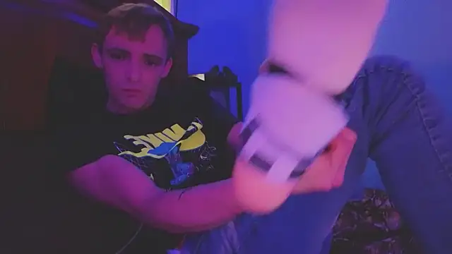 Ilovepussy1911 webcam