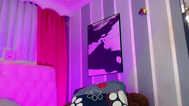 Julia_Bulette1 webcam