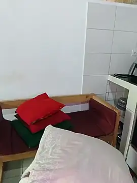 HonneyVictoria webcam