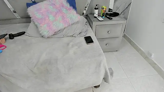 Daphne_cuteht webcam