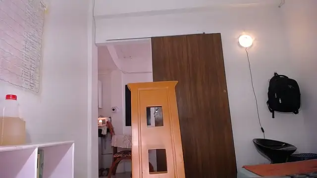 yselahot - Yselahot's free webcam - UK Sex Cams