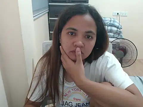 xthelastvirginx - XTheLastVIRGINx's free webcam - UK Sex Cams