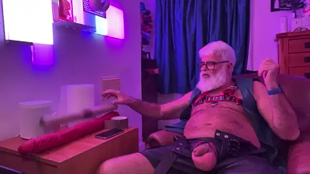 LeatherSdaddy webcam