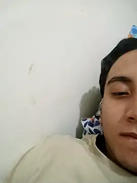 EsmeraldaNaim webcam