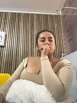 Antonella_Julieta webcam