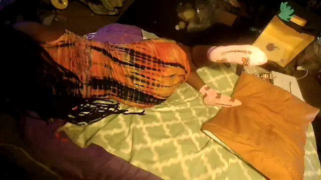 EbonyFetishQueen webcam