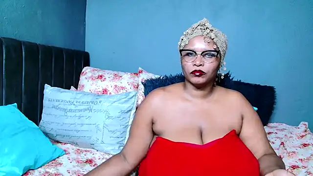 BustyBela42 webcam