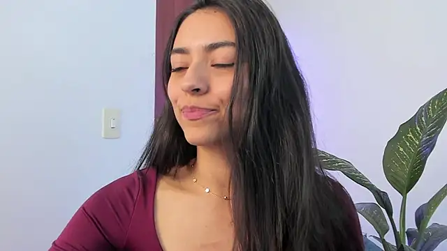 canelleGarces webcam