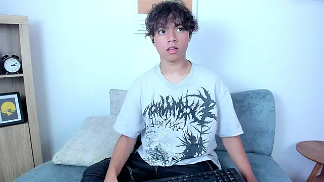 Honeymoon_sariel webcam