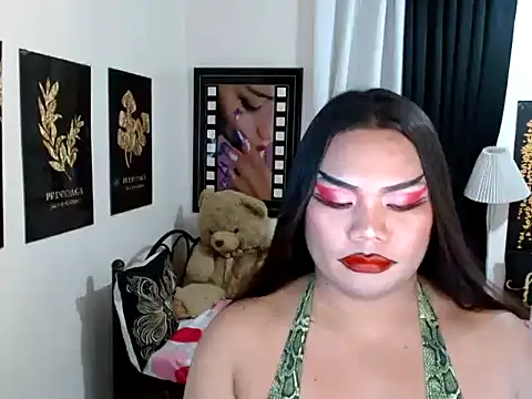 TSbrianaHugeCock webcam