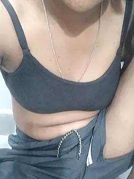 Your_Ayesha56 webcam