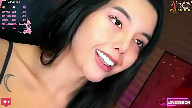 sassymarylou's live cam