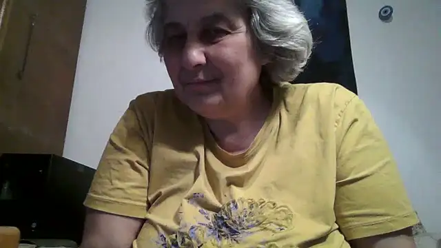 ExquisiteMature webcam