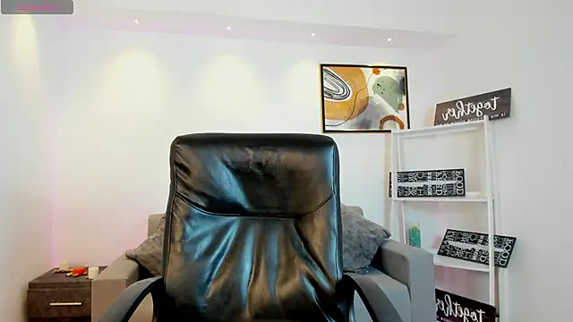 Alicee_Broownn webcam