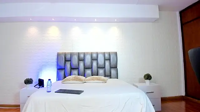 paulina_sweett_ webcam