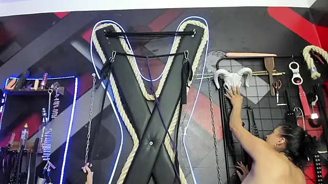SUBMISSION_BDSM webcam