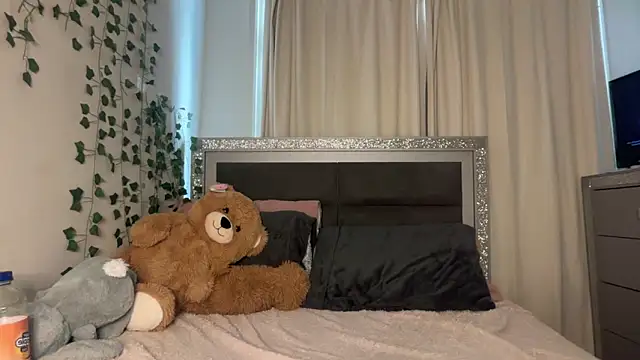 Sophiasecretsx webcam