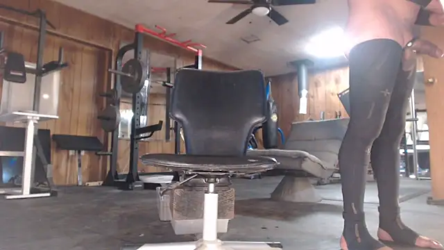 n8vpumpnhump - N8vpumpnhump's free webcam - UK Sex Cams