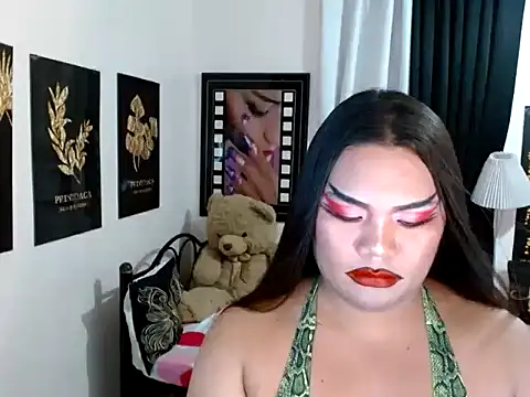 TSbrianaHugeCock webcam