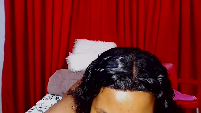 SexyBustyBoobs webcam