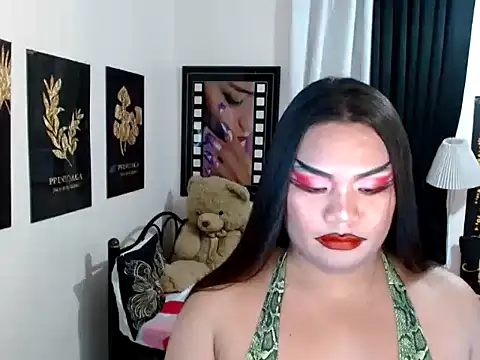 TSbrianaHugeCock webcam