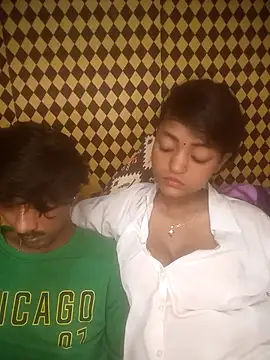 Freakingromance webcam