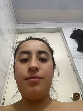 Antonella_Julieta webcam