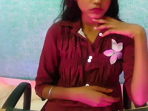 Hotsurbhi webcam