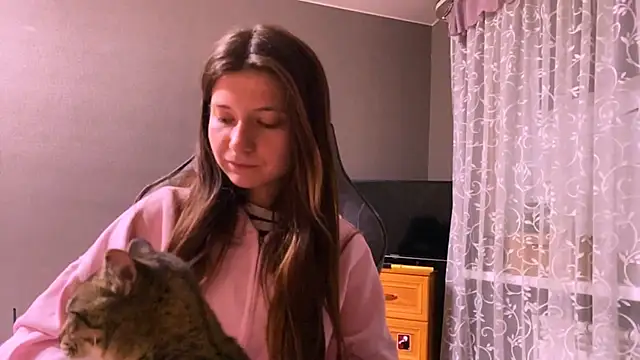 lunnabliss - LunnaBliss's free webcam - UK Sex Cams