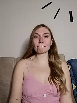 kisavixen - KisaVixen's free webcam - UK Sex Cams