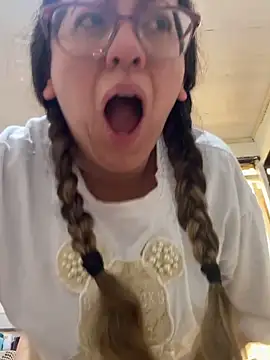 miss_hanna07 - Miss_hanna07's free webcam - UK Sex Cams