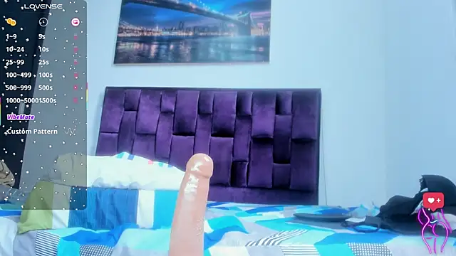 Alicia_Whitee webcam