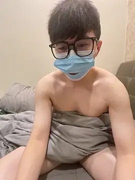 YourBoYyyyyyyy's live cam
