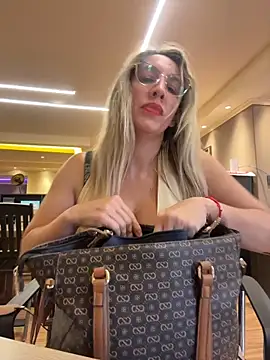 Gatitacarlita webcam