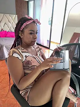 Kloe_rousse01 - Live Cam