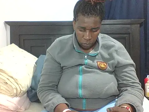 SexyTirries13 webcam