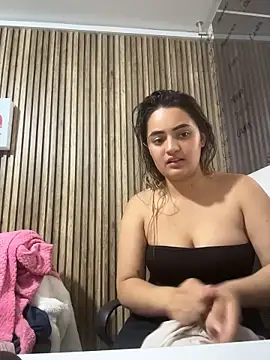 Antonella_Julieta webcam