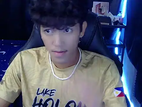 hugekenbigcock webcam