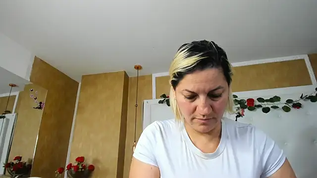 Heidy_milf webcam