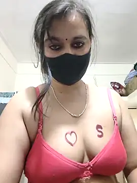 HeartlessGirl webcam