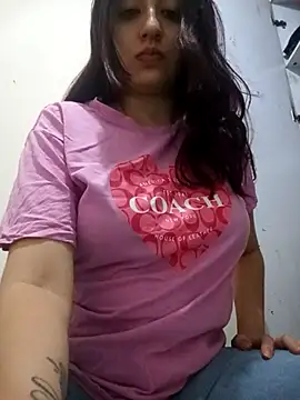 EsmeraldaNaim webcam