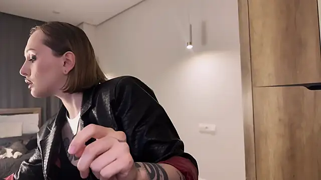 MistressSilvia webcam