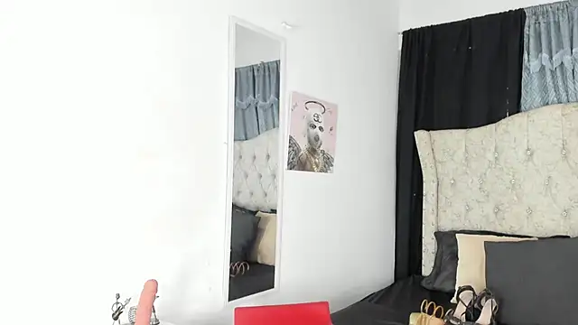 aleja_spearsx webcam