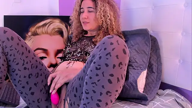 Charlotte11-11 webcam